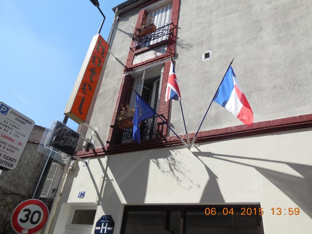 Hôtel le Petit Château proche parc des expositions Malakoff Exterior foto